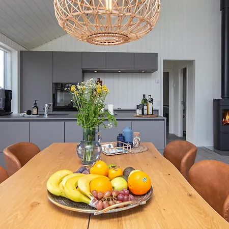 Dom wakacyjny Stylish Lakeview Retreat-by Traum Ansager